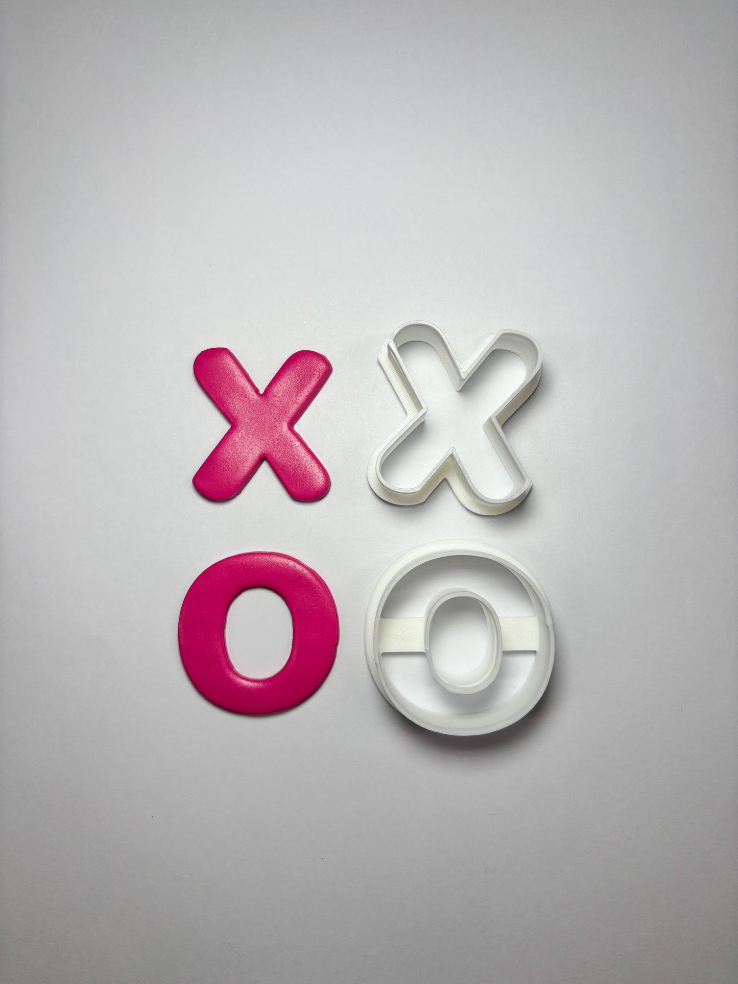X O polymer clay cutters set de 2